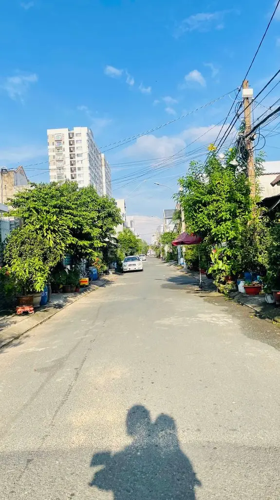 Cho Thuê Phòng Gần Phạm Văn Đồng Có Gác Có Máy Lạnh 3Tr/Tháng