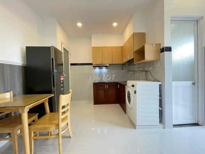 Giảm Giá Sâu - Ban Công - Full Nội Thất - Trần Não, Quận 2