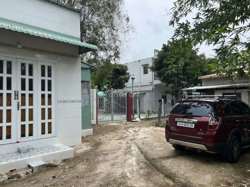 Nhà 1 Trệt 1 Lửng 399M2 Full Thổ Hoàn Công Đầy Đủ