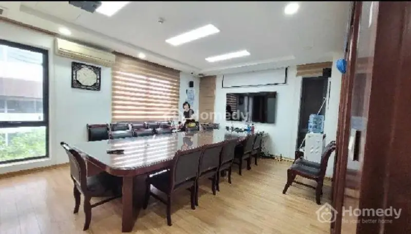 Bán Biêt Thự Phố Vũ Ngọc Phan, Dt 160 M2 X 5 Tầng Thang Máy X 1 Hầm