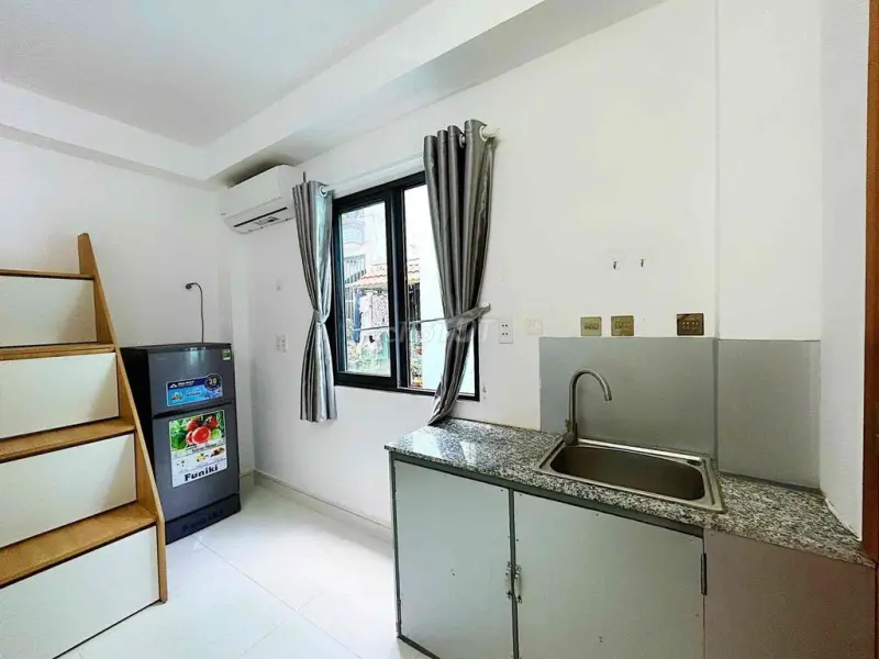 Cho Thuê Duplex Cửa Sổ_22M2_Full Nội Thất_Ngay Công Viên Lê Thị Riêng