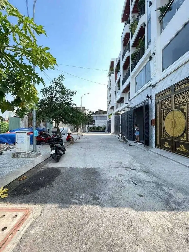 Bán Nhà Đường 4,5X15M Lửng 3 Lầu Giá 6.55 Tỷ Đường Nguyễn Ảnh Thủ