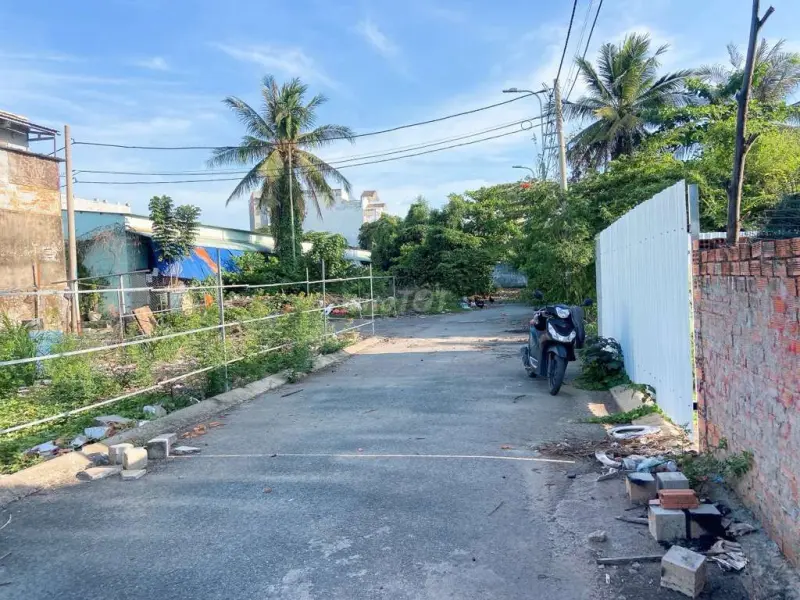 Bán Đất Vị Trí Đẹp Long Trường Xây Dựng Cao Tần