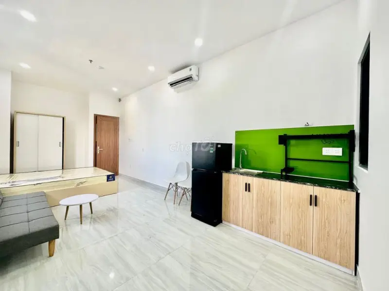 Cho Thuê Căn Hộ Mặt Tiền Q7
