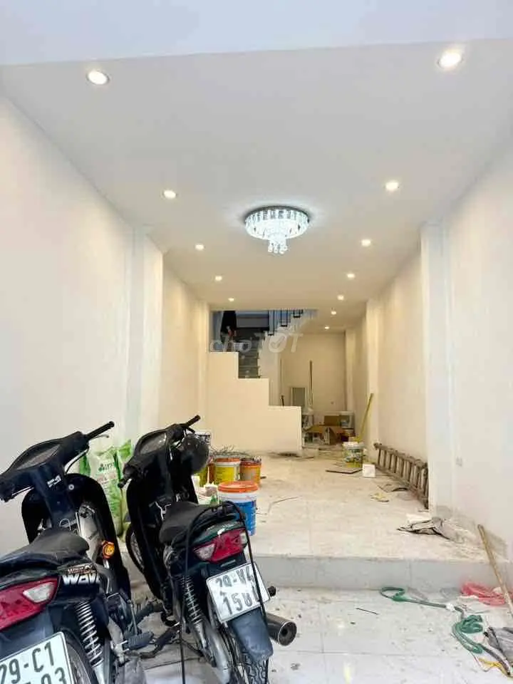 Nguyễn Sơn, Phân Lô Hàng Không , Dân Xây 43M2