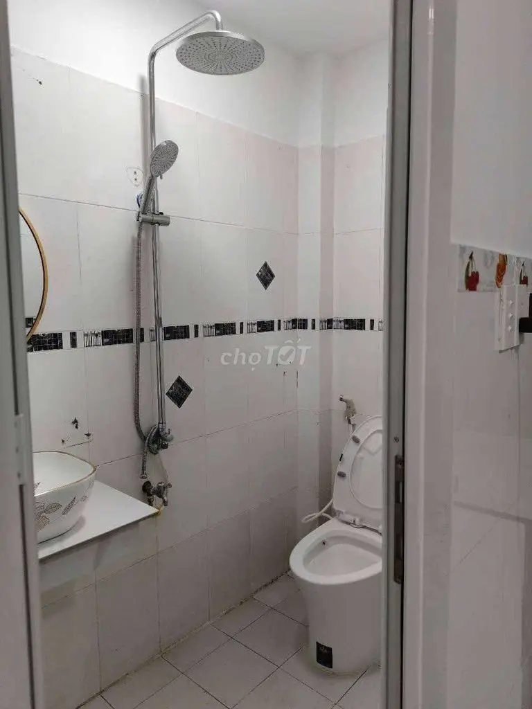 Bán Nhà Lầu Đúc Btct Bình Đông P14 Q8