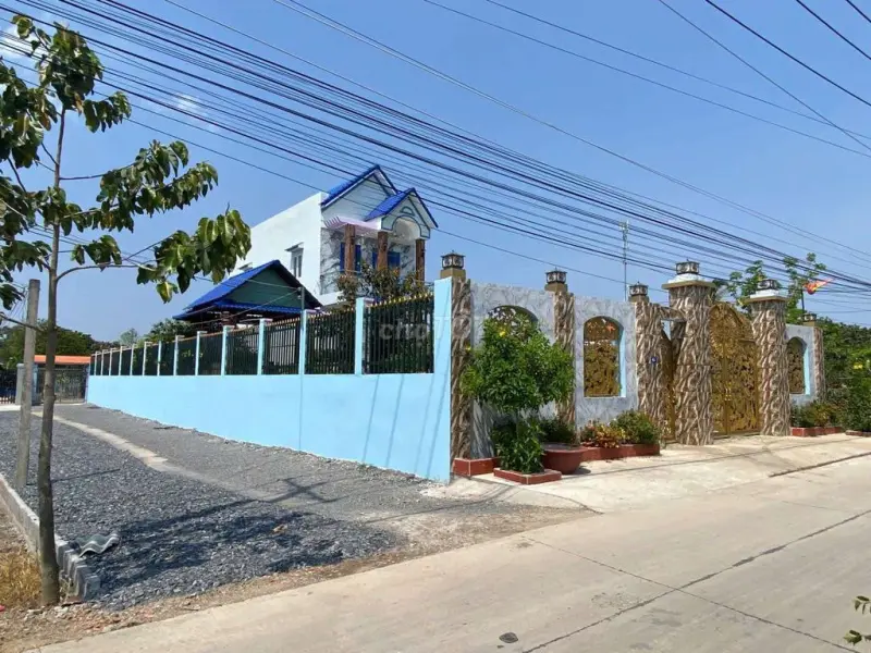 Chính Chủ Gửi Bán Lô Đất Góc 2 Mặt Tiền Đường Ấp 3 , Giá Rẻ. Shr