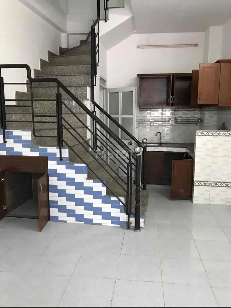 🎁Cho Thuê Nhà Nguyễn Thái Sơn P5 Gò Vấp 2 Lầu Sân Thượng 2Pn 3Wc
