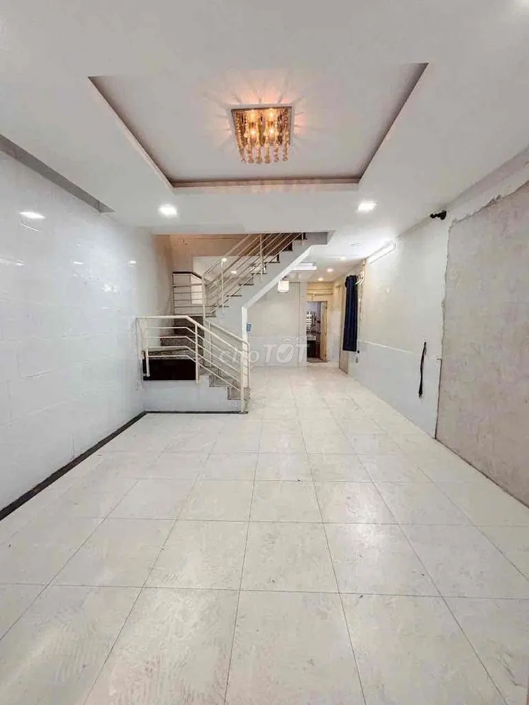 🔥 Nhà 1/ Lô Tư-100M Ra Chợ Gò Xoài, 4X14, 3Pn, Hẻm 7M Oto,Giá 4 Tỷ X 🔥