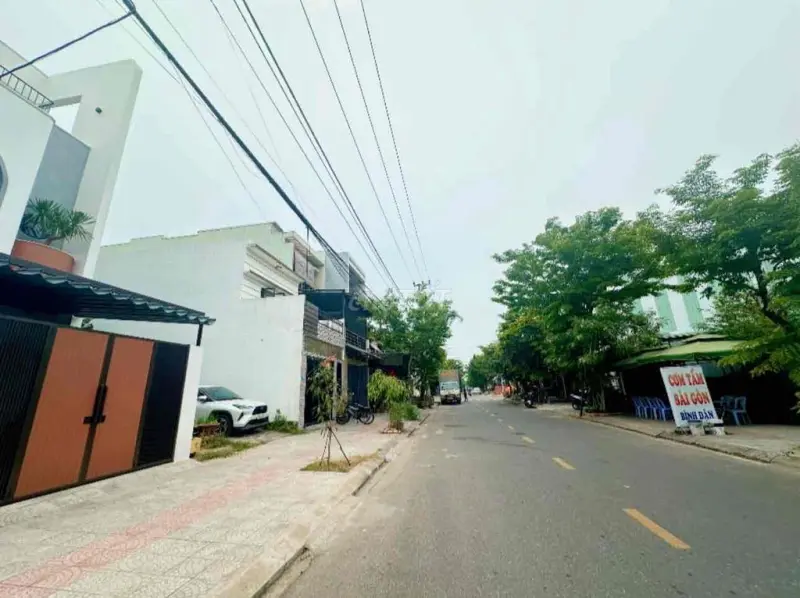 Nắm Chính Chủ Lô Đường Nguyễn Hiến Lê Đường Thông !!