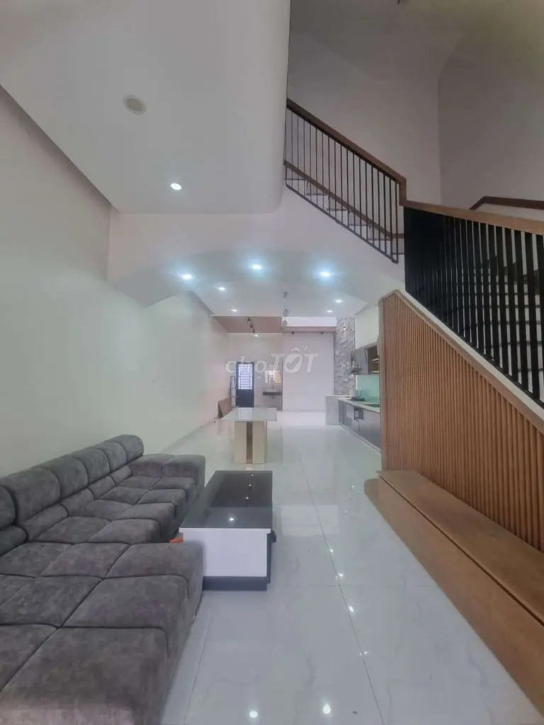 Nhà Mặt Tiền Đường Lê Quảng Chí ,Phù Hợp Làm Văn Phòng.