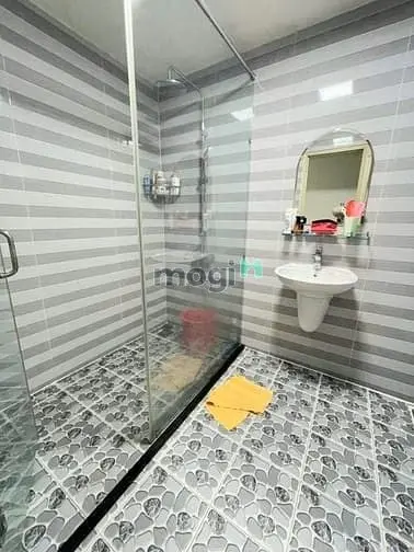 Nhà Mới Đủ Nội Thất, (3Pn 4Wc), 207/3B Nguyễn Tiểu La Q10 - 15Tr