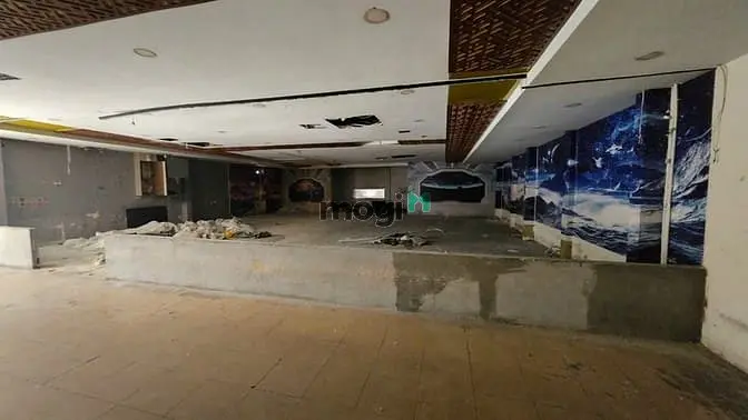 Cho Thuê Nhà Hxh Cách Mạng Tháng 8, Q3, 250M2 Trống Suốt Siêu Rộng