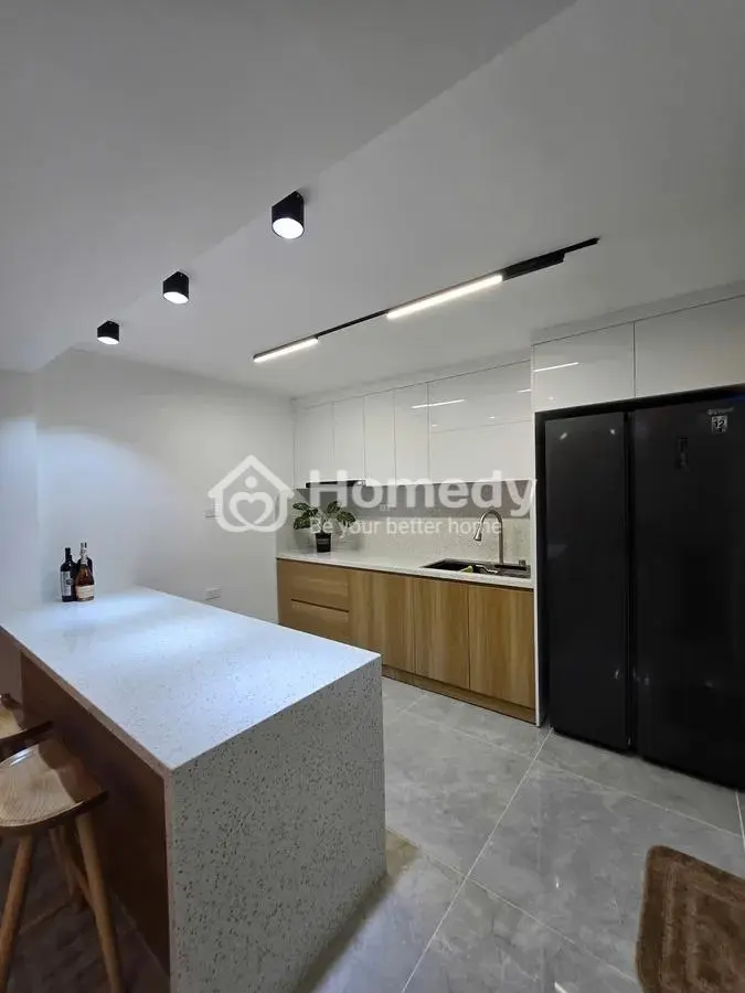 Bán Nhà Phố Bạch Mai,Quận Hai Bà Trưng 37M2 , 5 Tầng. Giá 7,8 Tỷ