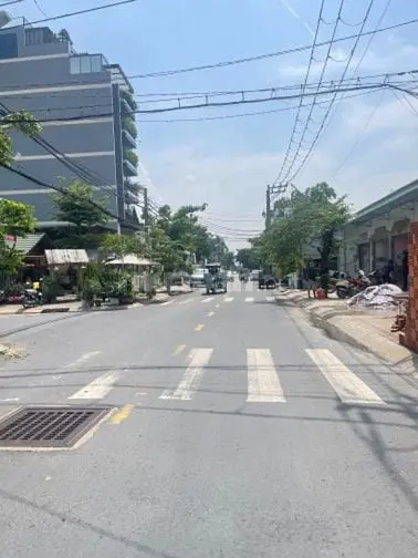 Bán Biệt Thự Dương Quảng Hàm Gần Sông Vàm Thuật, 13X18M, Giá Rẻ