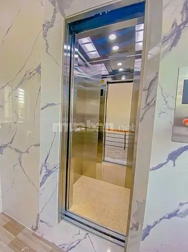 💧😢 Có Thang Máy , Nhà 4,5X20 Khu Tên Lửa