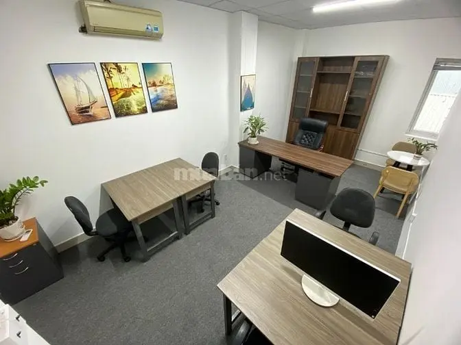 Chỉ 2,5 Triệu – Văn Phòng Có Cửa Sổ, Đầy Đủ Bàn Ghế – Vào Làm Ngay