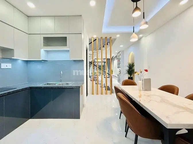 Sang Ngay Nhà Phạm Văn Hai, Tân Bình. Giá: 2 Tỷ 410Tr, Sổ Hồng Riêng