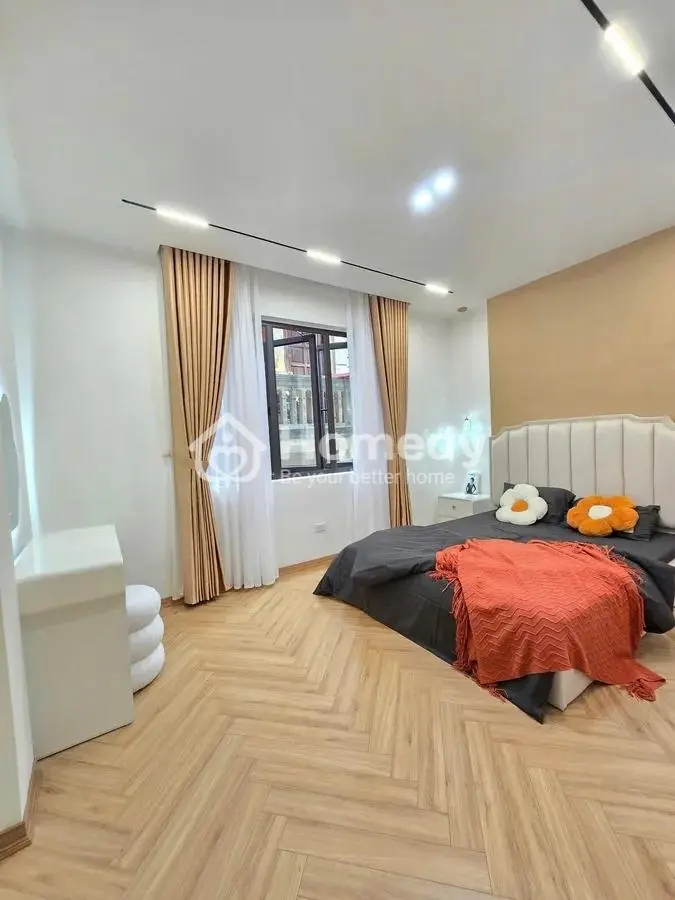 Bán Nhà Phố Bạch Mai,Quận Hai Bà Trưng 37M2 , 5 Tầng. Giá 7,8 Tỷ