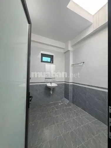 Ô Tô 7 Chỗ Đỗ, 5 Tầng, Lô Góc – Biên Giang, Hà Đông. Giá 3,99 Tỷ