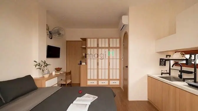 Studio Ban Công Máy Giặt Riêng Full Nội Thất Mới Ngay Ngã Ba Hoà Hưng