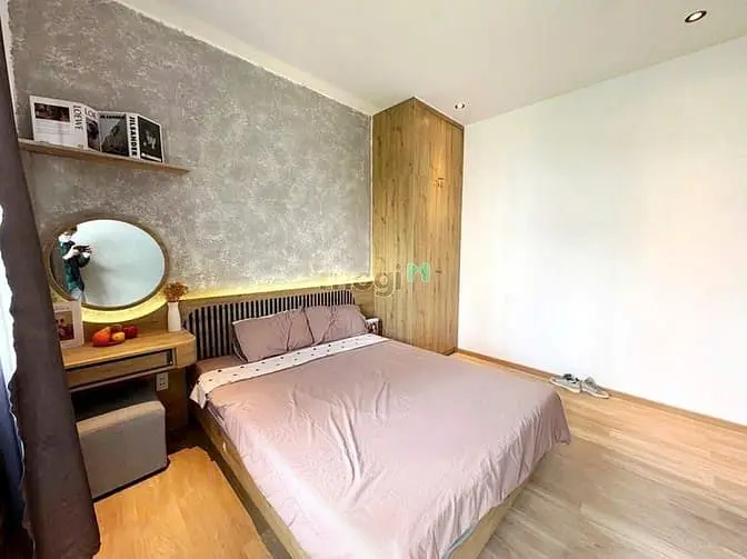 Căn Hộ Tách Bếp Full Nội Thất Mới Tại Nguyễn Trãi, Q1 Gần Bùi Viện