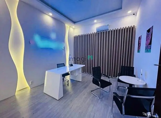 Cho Thuê Nhà Mặt Tiền Trần Quang Diệu, Phường 13, Quận 3