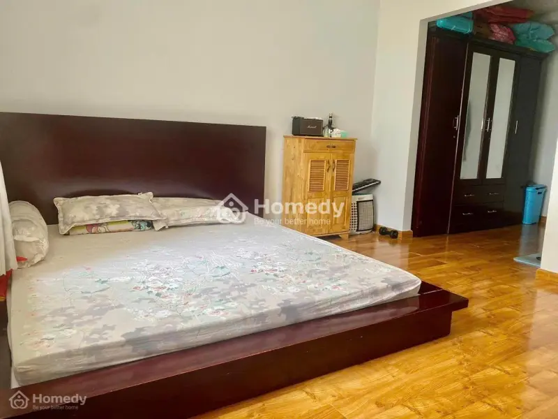 Chung Cư Miếu Nổi, Vũ Huy Tấn, Bt: 2P Ngủ, Nội Thất, 11Tr/Th