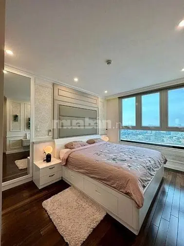 Bán Central Garden View Cao 77M2 2Pn 2Wc Tặng Nội Thất. Giá 5.35 Tỷ