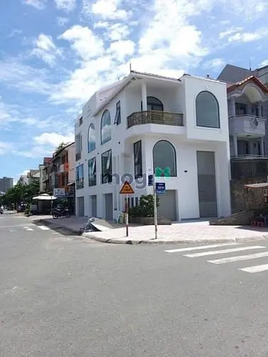 Siêu Phẩm Góc 2Mt Thân Vân Diếp ,Quận 2- 7X20M - 4 Tầng - Giá : 33 Tỷ
