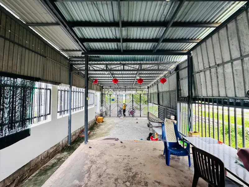 Bán Nhà 5M X 60M Đường Nguyễn Chí Thanh , Lagi Giá Ngộp 1.75 Tỷ