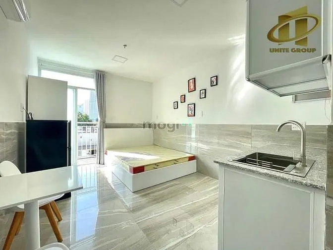 Studio Sv Fnt Cao Cấp Bancon Cửa Sổ Gần Tdt-Rmit-Lotte Thoáng Gần Q4Q1