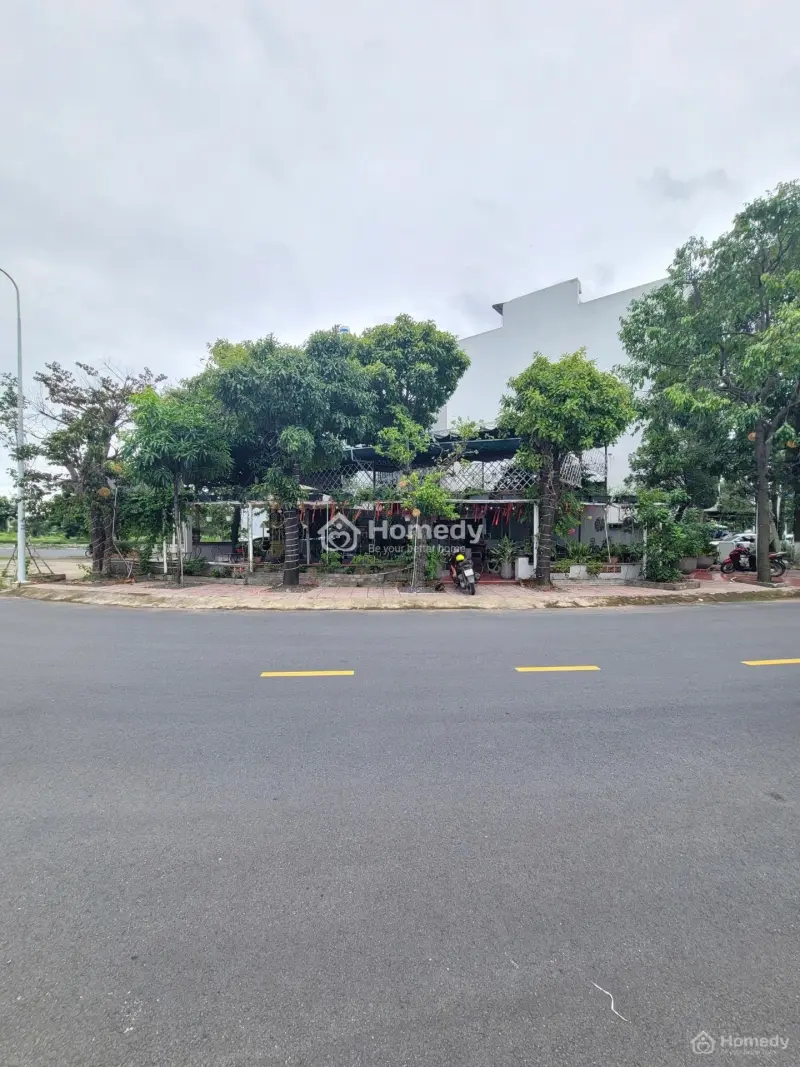 Bán Cặp Góc Kdc Ngay Bigc Dĩ An P.đông Hòa Tp.dĩ An - Dt: 211.5M