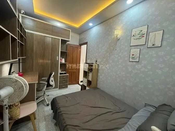 Bán Nhà Chính Chủ Đường Nguyễn Văn Lượng , P10, Gò Vấp, 4Pn, 5Wc Shr