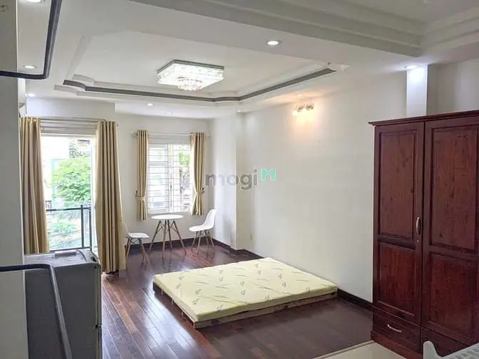 Cho Thuê Căn Studio Fnt Cao Cấp Bancon Thoáng Gần Tdt-Rmit-Lotte Q1Q4
