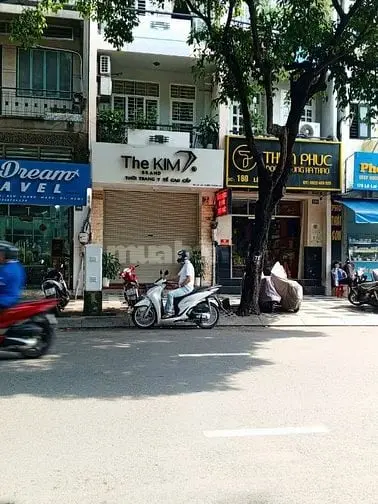 Cho Thuê Mặt Tiền Tầng Trệt Kinh Doanh 182 Lê Lai, Bến Thành, Q.1