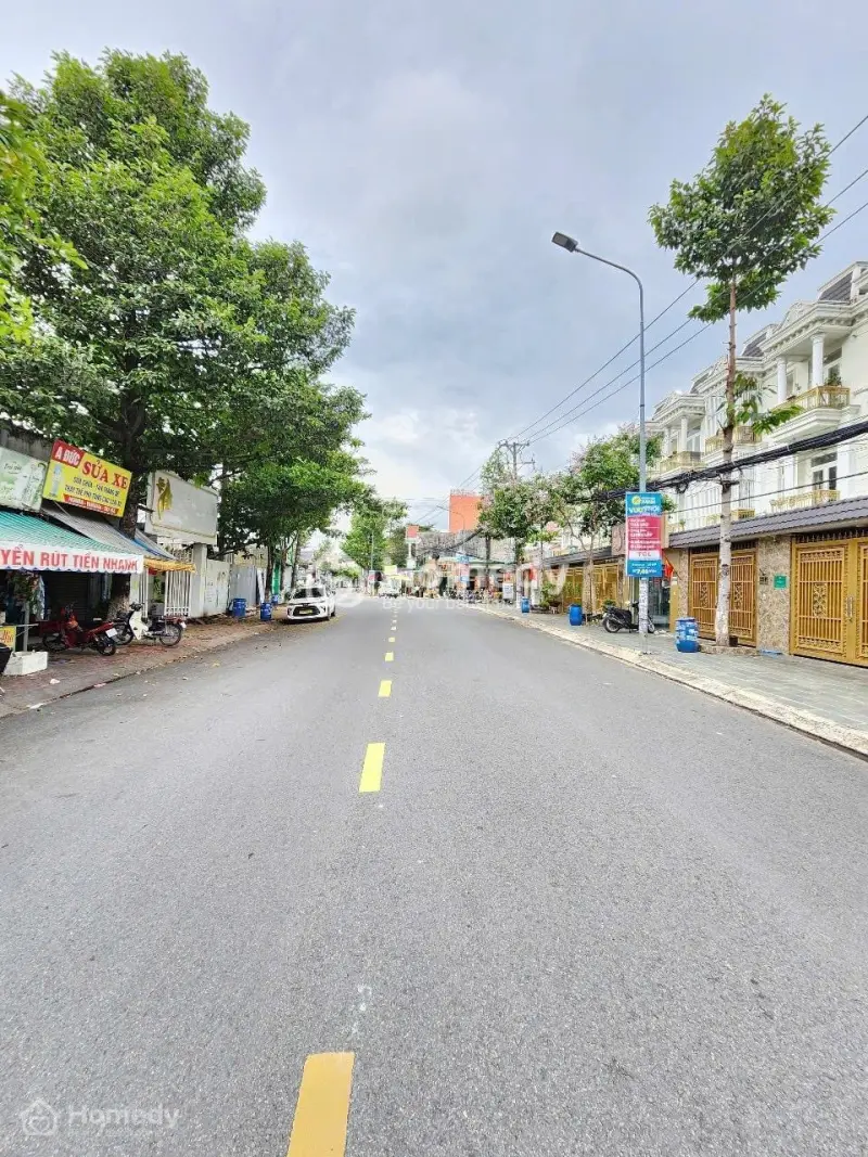 Bán Nhà 1 Trệt 2 Lầu Mt Đường Võ Thị Sáu P.đông Hòa Tp.dĩ An