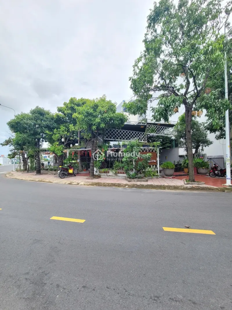Bán Cặp Góc Kdc Ngay Bigc Dĩ An P.đông Hòa Tp.dĩ An - Dt: 211.5M