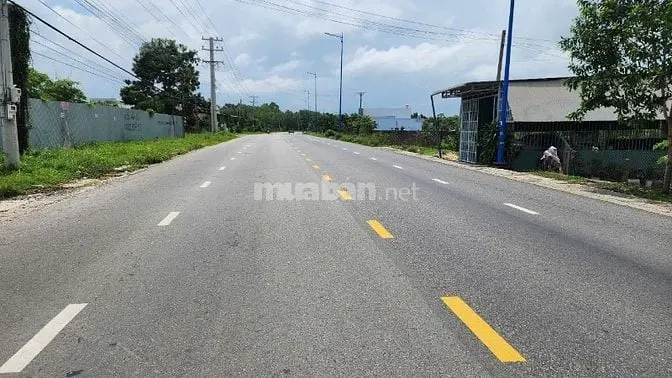 7X45(302M2) 100M2 Thổ Cư Nguyễn Chí Thanh Tân Bình Giá Ngộp