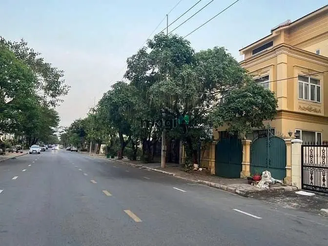 Cho Thuê Giá Rẻ Biệt Thự Đơn Lập Nam Thông Có Hầm, Mặt Tiền Đường Lớn