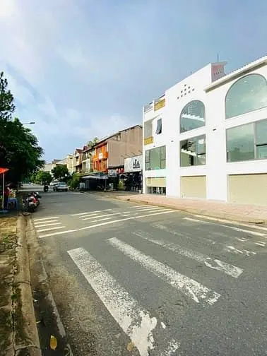 Bán Nhà Căn Góc 2 Mặt Tiền Thân Văn Nhiếp 130M2 (6.8Mx19.11M) 33 Tỷ