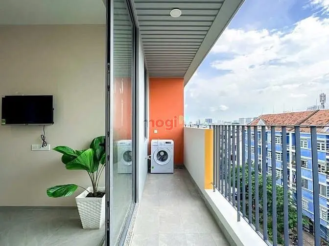 Căn Hộ 1Pn Ban Công, Full Nt, Máy Giặt Riêng, Gần Lotte -Tdtu-Rmit-Q4