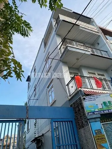 Góc 2Mt Hẻm Nhựa 8M Gò Dầu. Dt:4.5X18M. 4 Tấm. Giá: 10.7 Tỷ