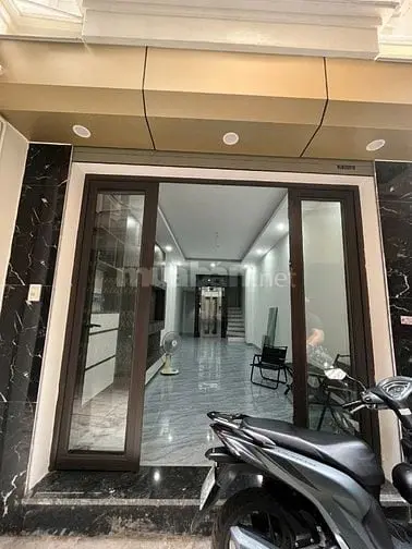 Bán Nhà Khu Đền Lừ, Hoàng Mai, Diện Tích 40 M2 X 5 Tầng, Có Thang Máy
