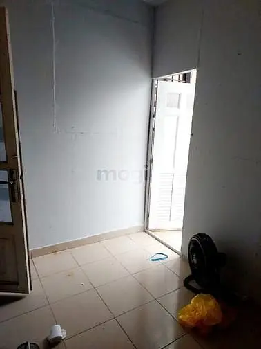 Cho Thuê Phòng Q10.Rộng Rãi.nội Thất Cơ Bản.cửa Sổ Ban Côg.2R6