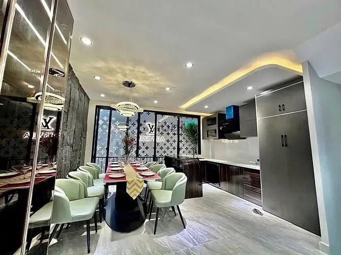 Kẹt Vốn Bán Gấp, Căn Góc 2 Mt, 6 Tầng, Thang Máy, Hxt. Thống Nhất