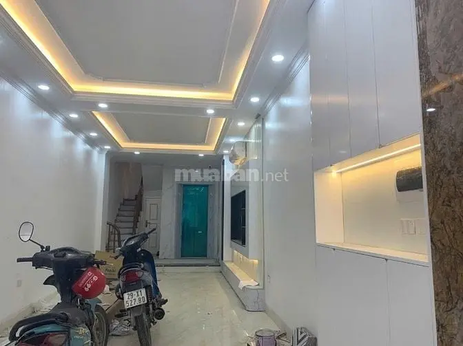 Nhà Xây Mới Phố Yên Lạc - Hai Bà Trưng, 45M2, 5T, Thang Máy, Kinh Doan