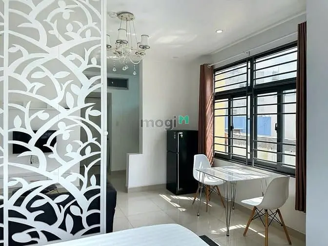 Phòng Cho Thuê Gần Hoàng Sa - Trường Sa Q3 Gần Công Trường Dân Chủ
