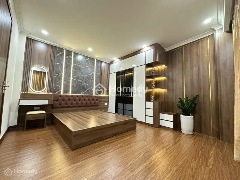 Nhà Đẹp Trung Tâm Việt Hưng 40M2X6Tầng, Thang Máy