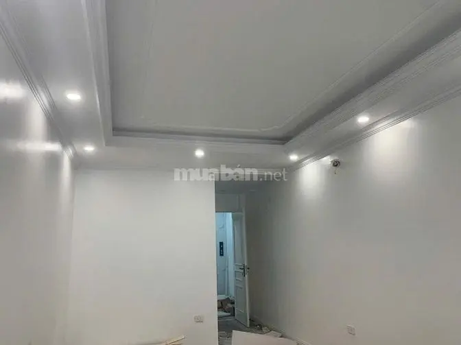 Nhà Xây Mới Phố Yên Lạc - Hai Bà Trưng, 45M2, 5T, Thang Máy, Kinh Doan
